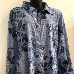 Avenue NWT Blue Floral Blouse size 26/28